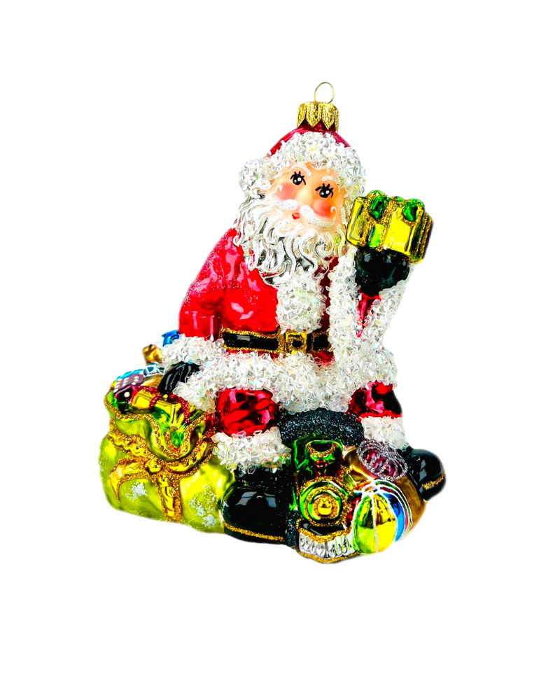Handcrafted glass ornament, model OK8, from The Ornament King collection.